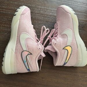 Nike Zoom LeBron NXXT Genisus Pink Foam Mens Basketball Shoes Size 10.5